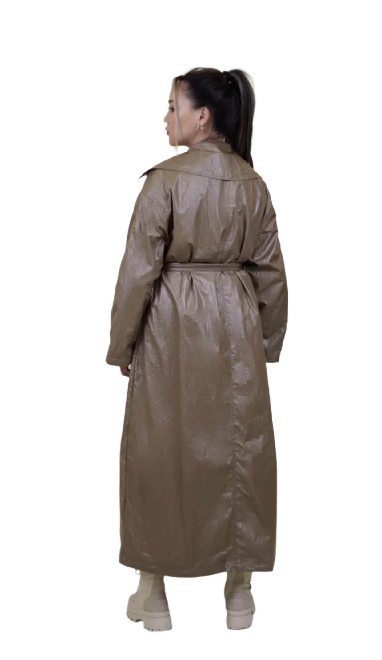 Metallic Light Trench